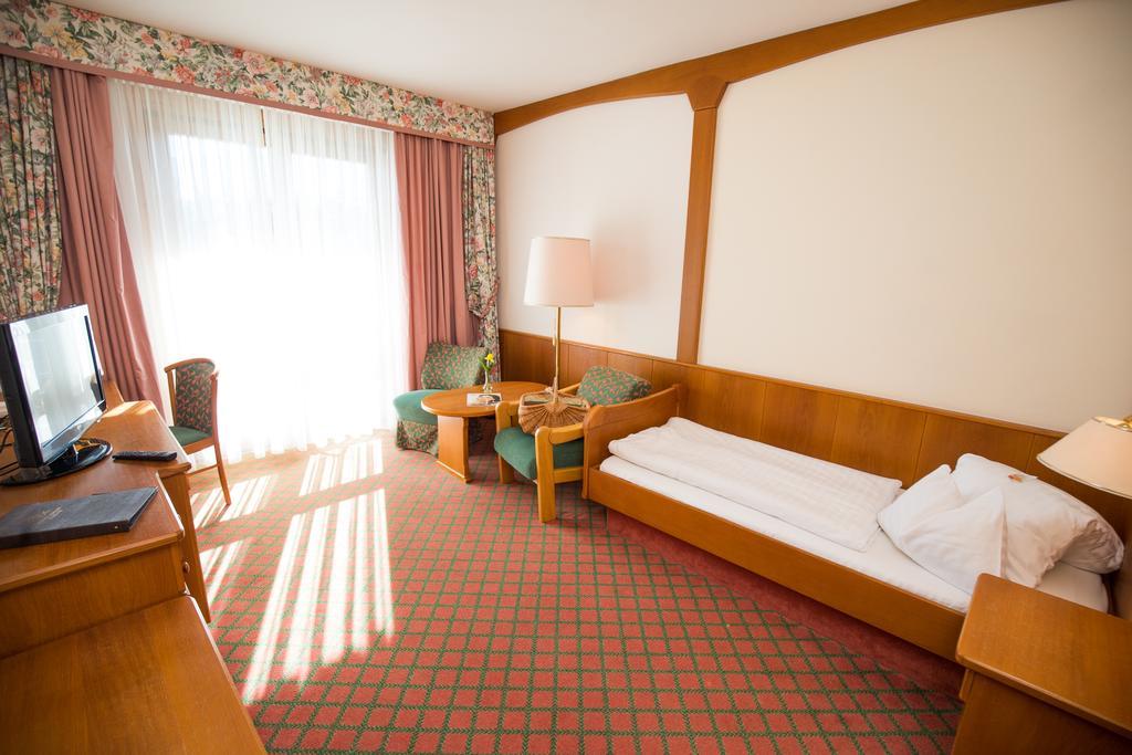 Seehotel Ressmann Drobollach am Faakersee Eksteriør billede